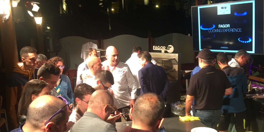 FagorPro's tweet photo. ¡TODO UN ÉXITO! ¡Muchas gracias a todos los chefs, colaboradores y asistentes de la #FagorCookingExperience que celebramos ayer en #Canarias!
#gastronomía #FagorIndustrial https://t.co/yPM4sFKoZ5