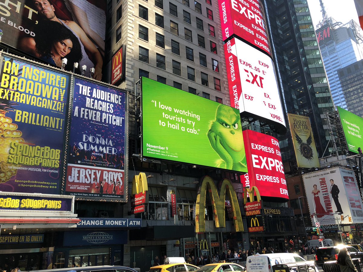 lacriaturacreat's tweet photo. El Grinch 'trolea' a los neoyorquinos en esta divertida campaña de exterior >>> https://t.co/6Ywn2tqal5 https://t.co/C84zKhH1GZ