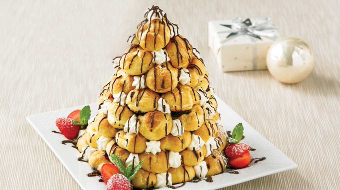 2 pic. Il était une fois ... la pâtisserie
🥧🍮🎂
Pièce montée en profiteroles caramélisés
crème pâtissière