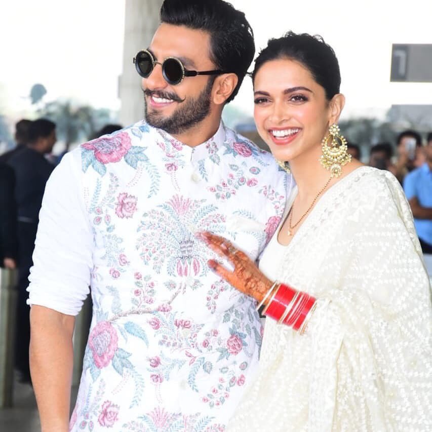 Deepika Fc Japan ディーピカ ランヴィール 結婚 バンガロールのレセプションでのふたり 見つめ合う姿が微笑ましいです