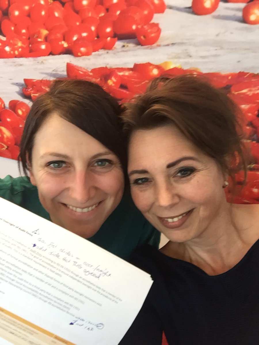 sim_supplychain's tweet photo. @CGF_The_Forum has the power to bring retailers and brands together to generate change. #SIM Founder, Marjan De Bock-Smit is proud to work so close with #SSCI Manager Sonja Schmid to create an important step in #transparency.

Watch this video about SSCI:
https://t.co/6Sh7G7Ug7c https://t.co/tsiqJKRTtY