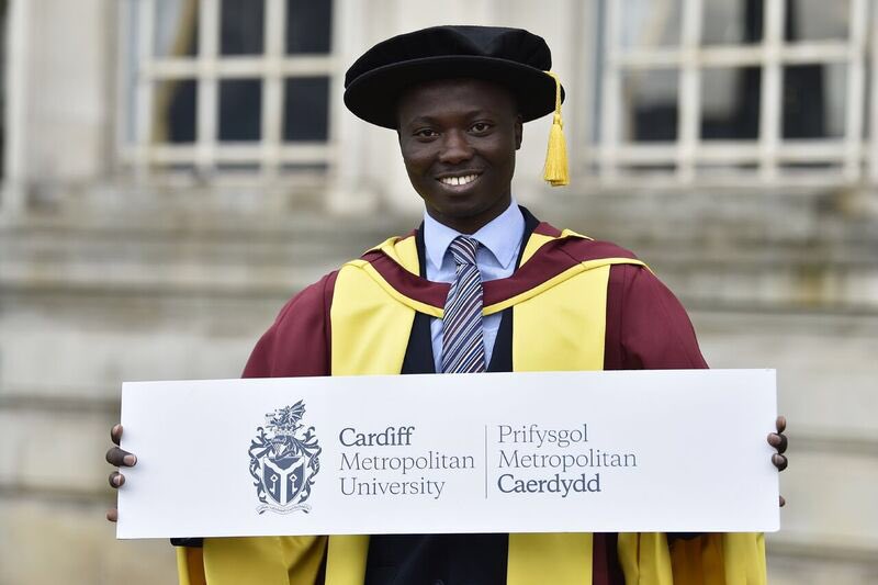 cardiffmet's tweet photo. Congratulations to all of our @CardiffMetCSAD, @CardiffMetCSM #Masters and partner institution students graduating @CityHallCardiff today! We hope you all have a great day! #cardiffmet #graduation 🎓🎉 https://t.co/W3uVk4EWQc