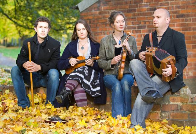 Dancing England tweet media