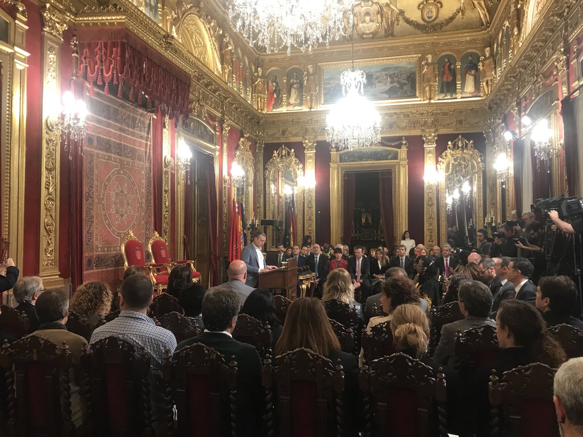 Comienza el acto de entrega del premio internacional a la solidaridad <a href="/PremioNavarra/">Premio Navarra</a> con la intervención del Vicepresidente Miguel Laparra.