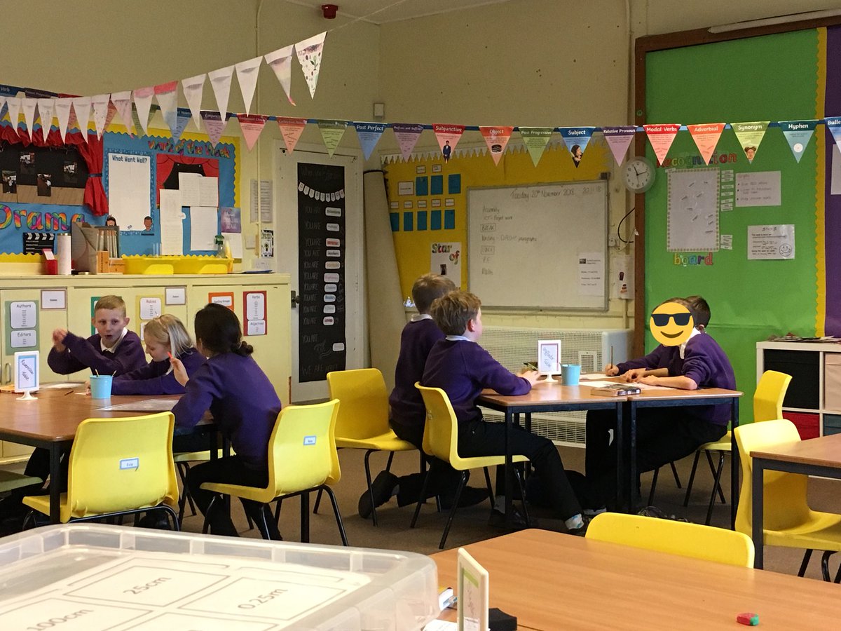 P6_7Langlees's tweet photo. Primary 6 are continuing work on structuring paragraphs, working together in groups to create an opening paragraph to different genres of stories. ☺️💫 https://t.co/fXBeOWqCdQ