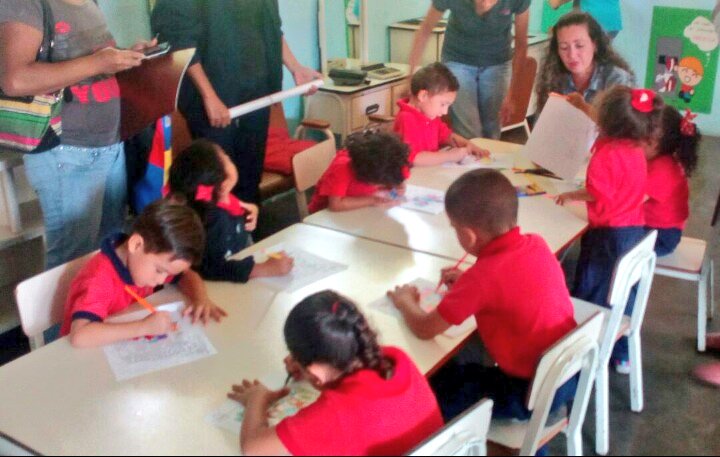 Así es el trabajo y la dedicación de nuestros pequeños del Centro de Educación Inicial Estadal Toituna, estado #Táchira 

¡Revolución Educativa!

<a href="/NicolasMaduro/">Nicolás Maduro</a> @MPPEDUCACION @psuvaristobulo <a href="/RadioEducativaV/">Radio Educativa de Venezuela #FelizMarzo2020.</a>