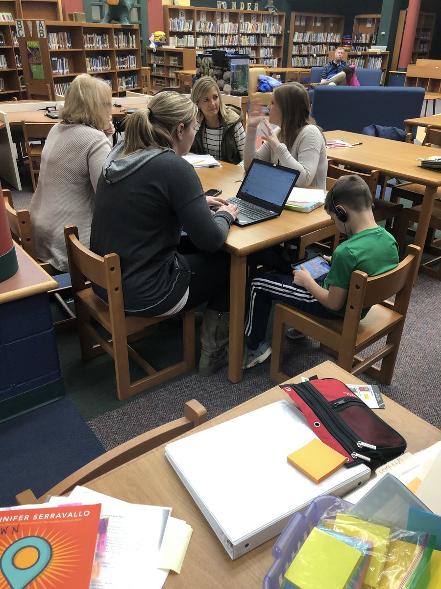 hbrownliteracy's tweet photo. Teachers @Dixon_SDE came early this morning to spend some time engaging in powerful conversations and spent time working on their conferring toolkits @digman_amy #wearelearnerstoo #elmbrooklearns @ElmbrookSchools #ourstaffisawesome https://t.co/LmBphrsDLo