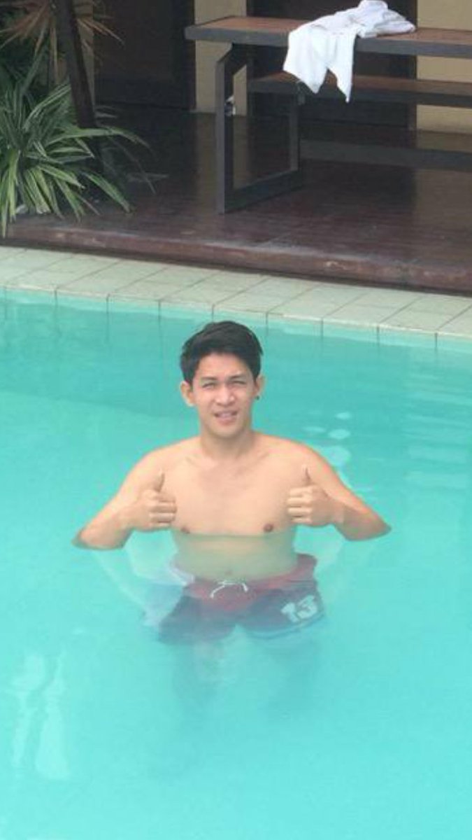 TweetumsG's tweet photo. Busog lusog https://t.co/KbTHukxVzG