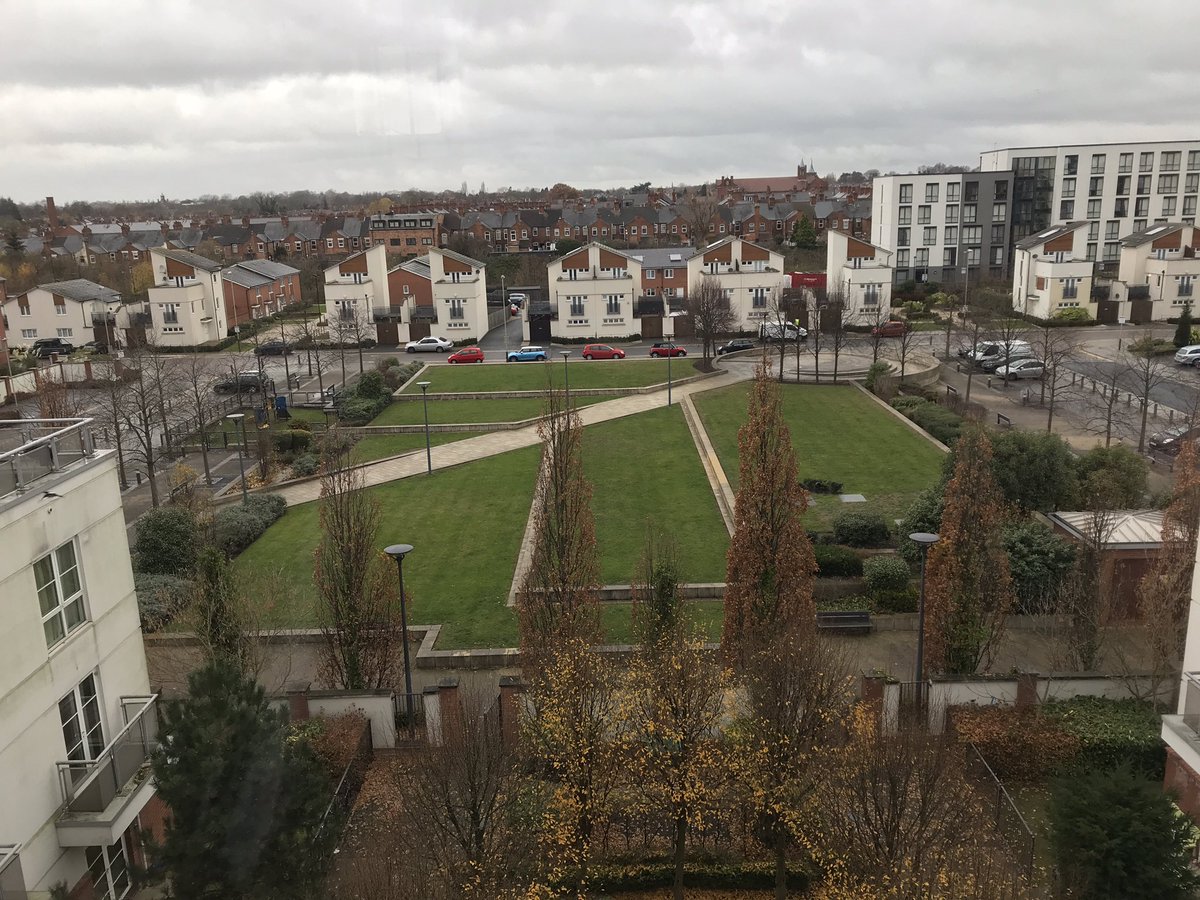 Impressive to see such care and attention to this area in #Leicester - not a leaf in sight in November!
