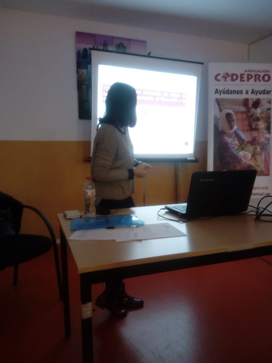 _codepro's tweet photo. Ya nos encontramos en la Jornada de #voluntariado de @_codepro  en el marco del curso de Voluntariado subvencionado por @IgualdadAND https://t.co/T7TjqG0S9e