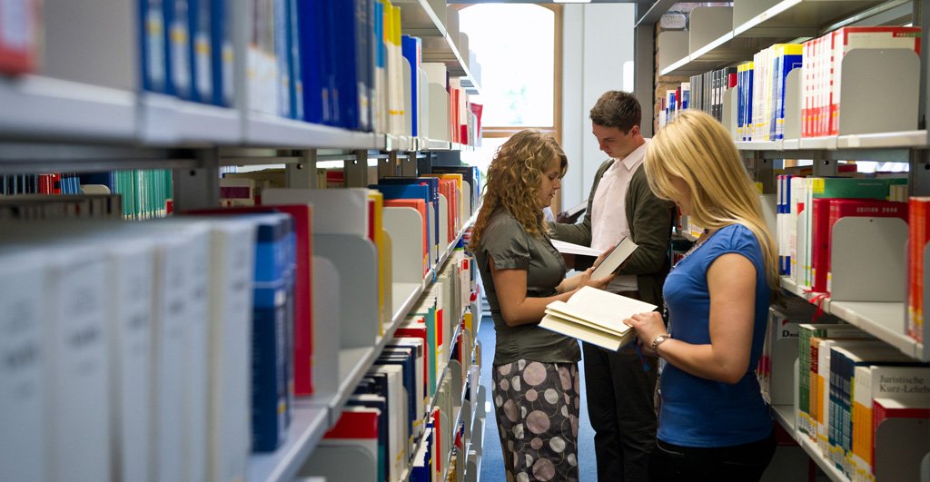 unipotsdam's tweet photo. Improved #Reading – Schnell und effizient #Fachtexte lesen

Am 28. Nov. könnt ihr im #Bildungsforum lernen, wie ihr schneller lesen könnt! 

https://t.co/wGS9krgELz 

Foto: Soeren Stache. https://t.co/24mGtb9HnE
