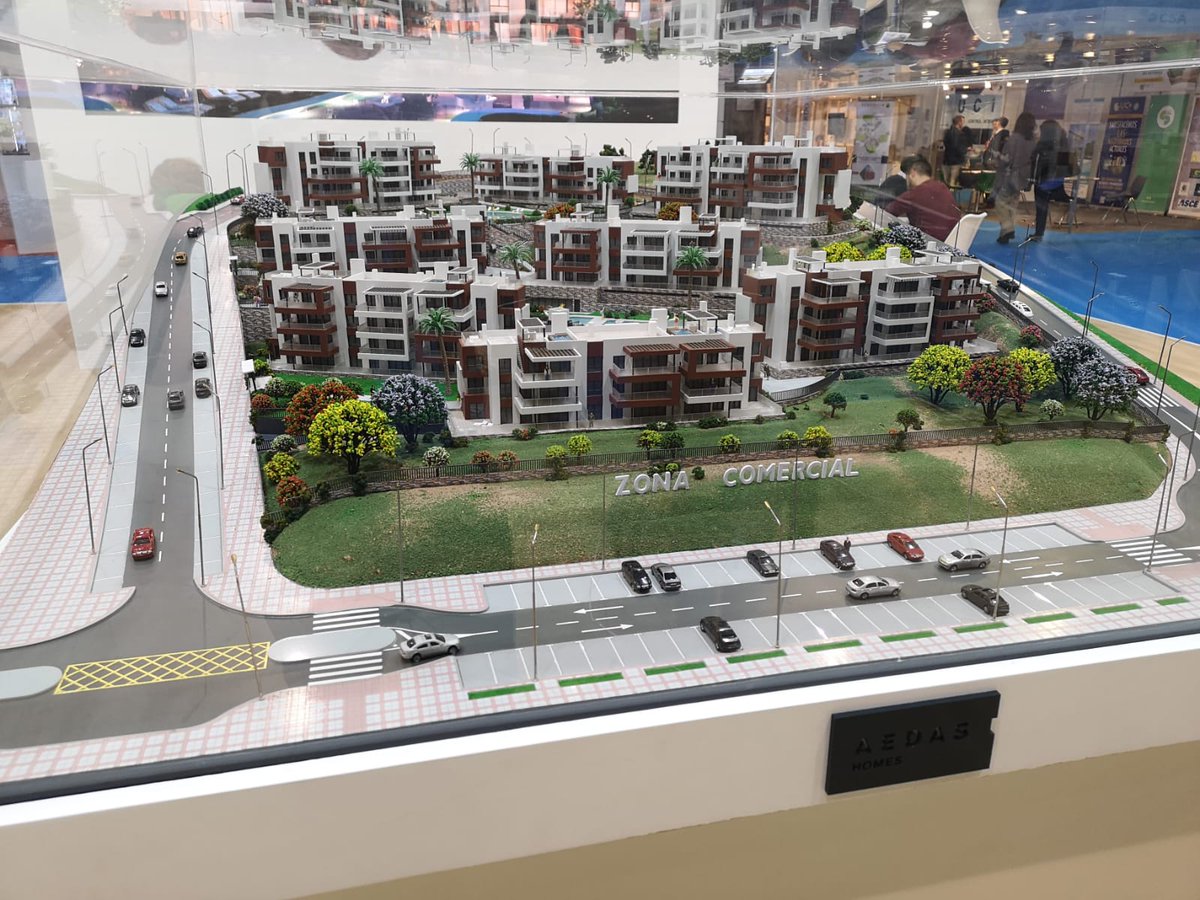 Maquetas_tech's tweet photo. Así lucían nuestras maquetas en @SimedMalaga Agradecemos todas las visitas y las felicitaciones por nuestra #MaquetaInteractiva. Ha sido un placer formar parte del stand de #AedasHomes con la maqueta de #MiddelViews y compartir espacio con nuestra empresa partner @Jet_Com https://t.co/7iTCG2k7O5