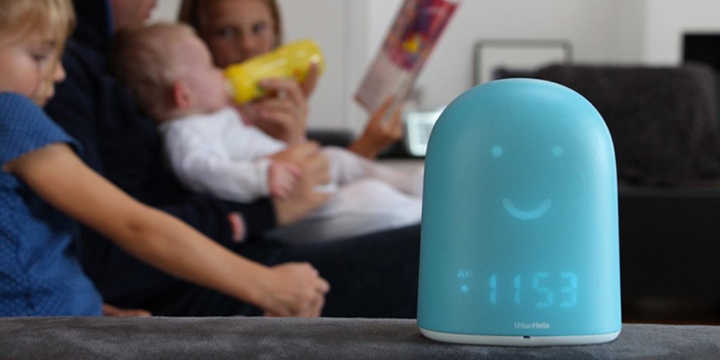 Vous aussi vous rêvez de dormir sans être réveillé par votre petit bout ?
Récompensé par un prix de l'innovation lors du #CES 2017 Las Vegas, #REMI est le compagnon du sommeil des enfants : bit.ly/2Q8Mk8d Merci <a href="/UrbanHelloFR/">UrbanHello France</a>