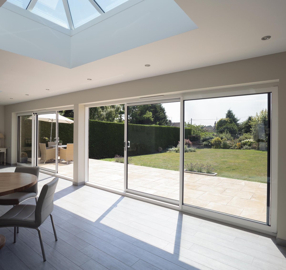 How many times have you dreamed about having Panoramic views in your home?We can make your dreams come true with Cor Vision Plus Sliding Doors, Find out more information: goo.gl/TPuFev
#PanoramicViews #CorVisionPlusSlidingDoors