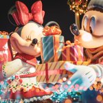 キラキラしている!ディズニーランドのクリスマス!行きたーい!