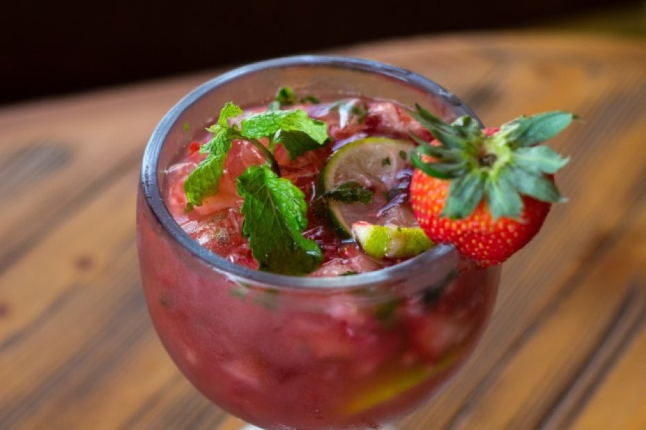 Applebee S Kuwait On Twitter Strawberry Mojito Is Always A Good Idea