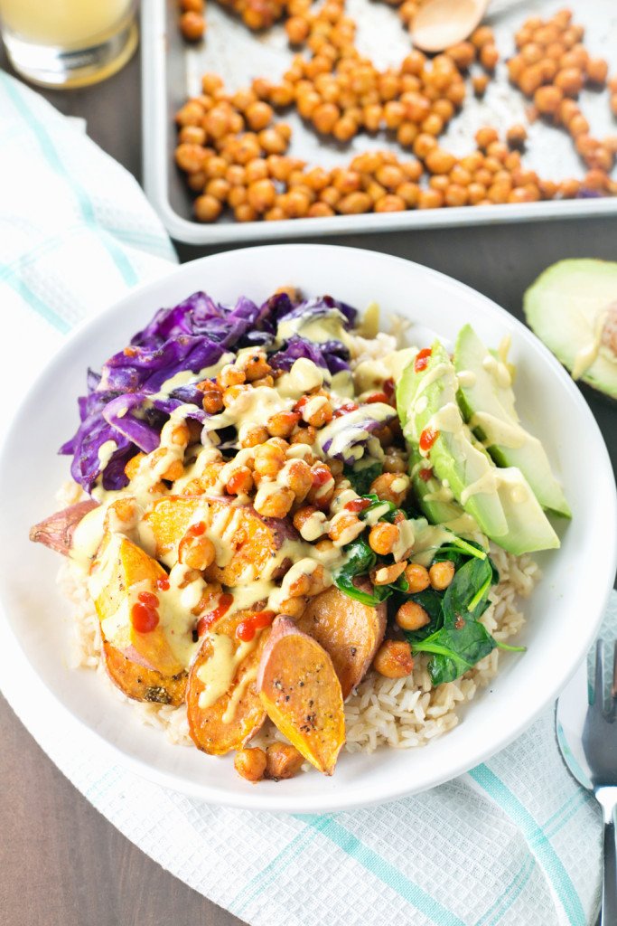 maplecanadain's tweet photo. Trying to eat more veggies for dinner? Weβve got this spicy Buddha Bowl for you by @crazyvegankitch
https://t.co/Clir1hCDAl
#MakeWithMaple https://t.co/ppdT0mqZNF