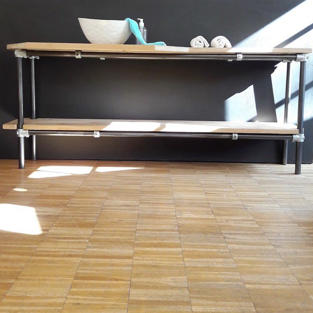 MoebelKolonie's tweet photo. Selbst die Sonne ☀️ schaut da gern mal vorbei: #Waschtisch aus massivem, zertifziertem #Echtholz, für #IndustrialStyle oder #Loft. Wir machen #Möbel von Hand für Individualisten! https://t.co/ZSnjQ7nwdR