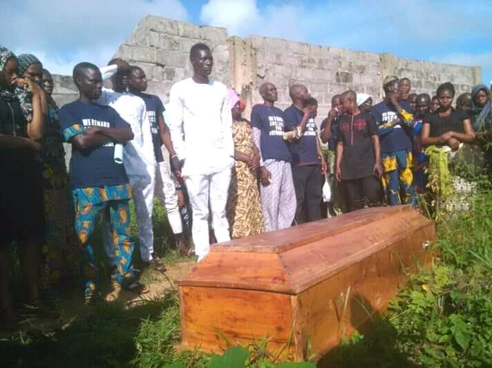 AyomikunHalimat's tweet photo. Happy eid maulud my people. The birth of prophet Muhammad s.a.w #AntiForceEviction Government force people out .#SaveTheWaterfront. Otodogbame has been evicted from their community. This are some pictures of what happened at Otodogbame https://t.co/KoDvHX3o6W
@nigerfederation https://t.co/HPfudtd38v