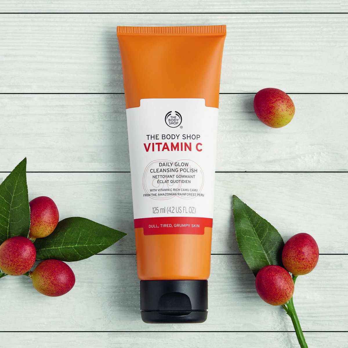 TheBodyShopIND's tweet photo. This is where gorgeous glowing skin comes from; our zingy Vitamin C range gives your skin that out-of-this-world kinda glow.
Will you give it a go?
#HelloHappySkin
Shop now- https://t.co/FPuOqL94iI https://t.co/H2lnnRyttm