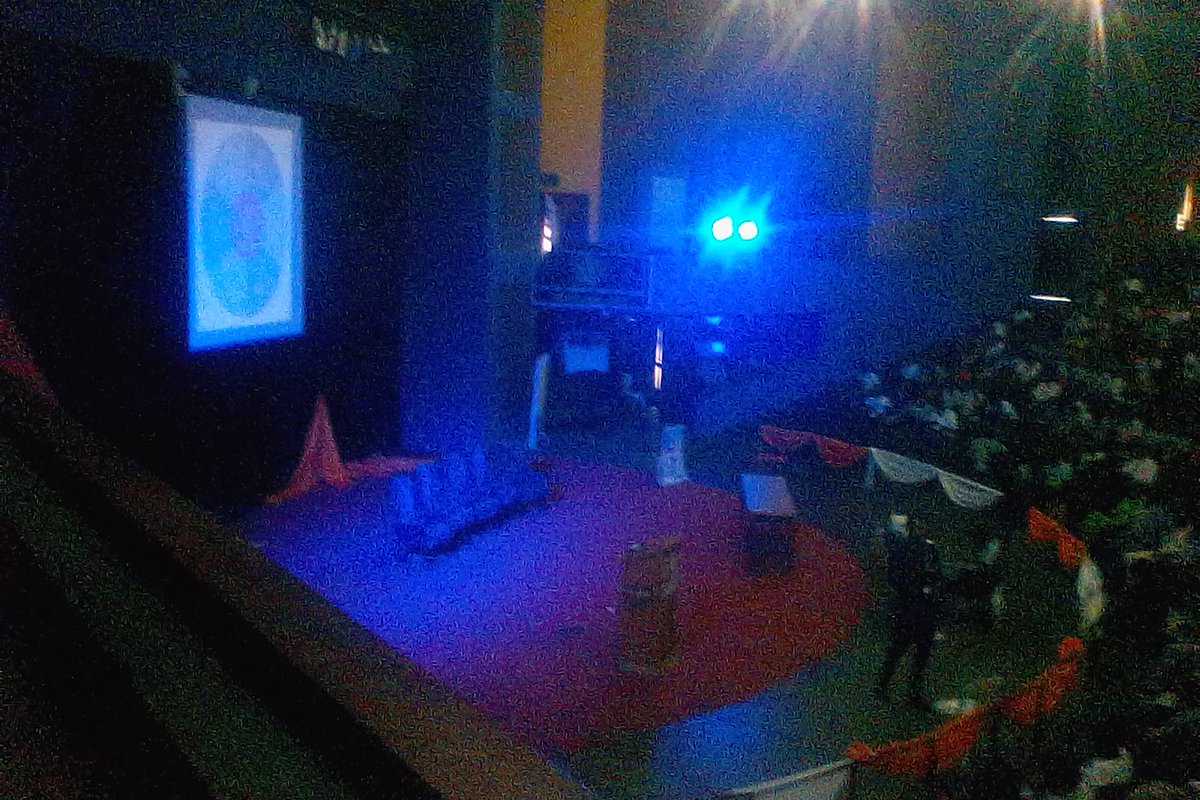 1Doneazy's tweet image. The world is moving, EVOLVE

#cscon18
#cscon&apos;18
@nacossoauife