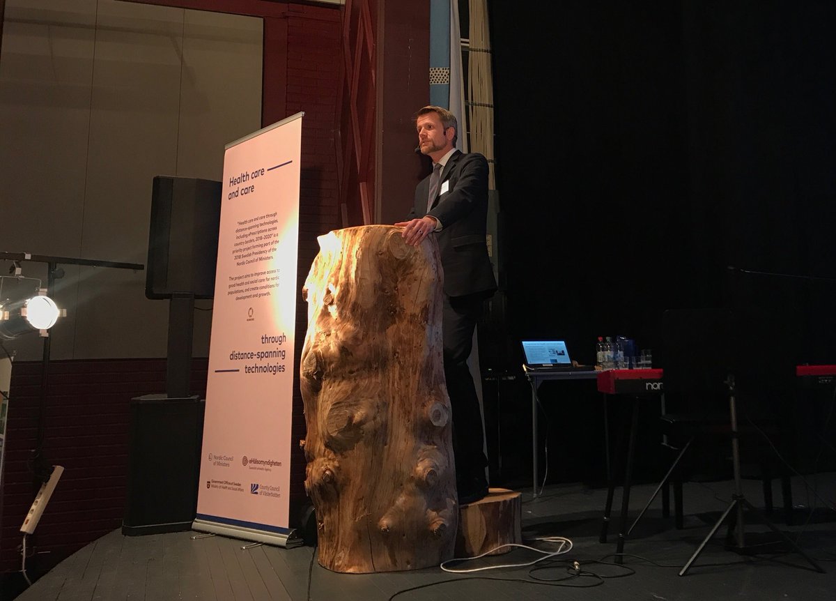 NiclasForsling's tweet photo. Henrik Moberg kickstart the conference of the Swedish Presidency’s priority project Healthcare and care through distance spanning technologies, including ePrescription across country borders #VOPD https://t.co/YWpX7cZ04T