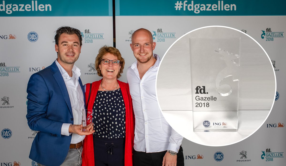 Profipack1's tweet image. Afgelopen dinsdag 13 november hebben wij voor de 3e keer op rij de FD Gazelle Award in ontvangst mogen nemen. Reden voor een feestje en door naar nr. 4! #FDGazellle  #Profipack #verpakkingsmaterialen