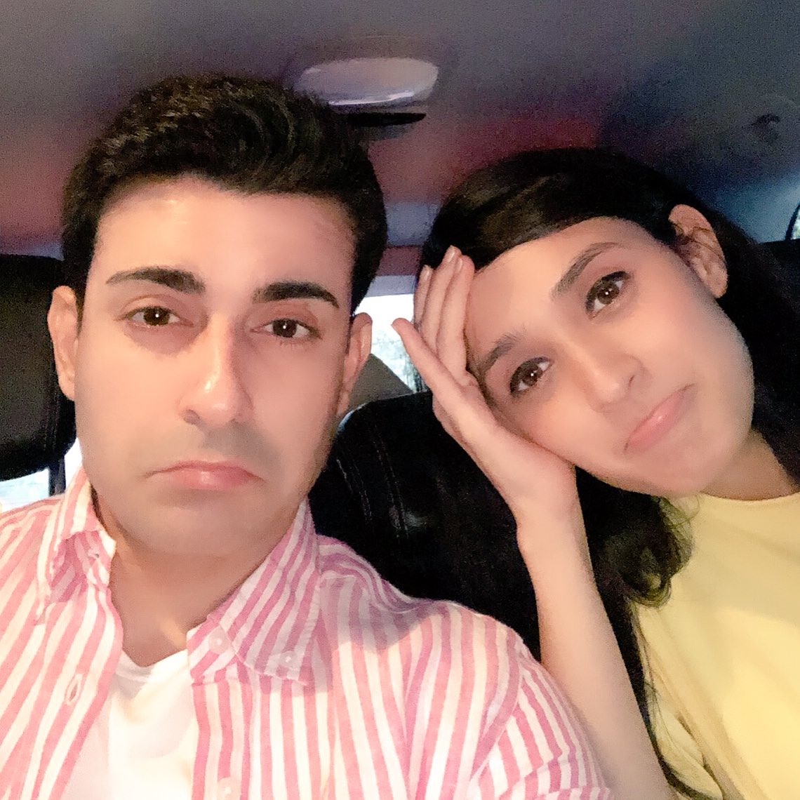gautam_rode's tweet photo. On our way home from Worli .. stuck in bad traffic .. will be reaching home in 2hrs will miss the telecast so we have to watch the recording.. Please let us know how you find the episode.. #kaalbhairavrahasya2 at 7pm today on @starbharat https://t.co/0OFg1c8SNl