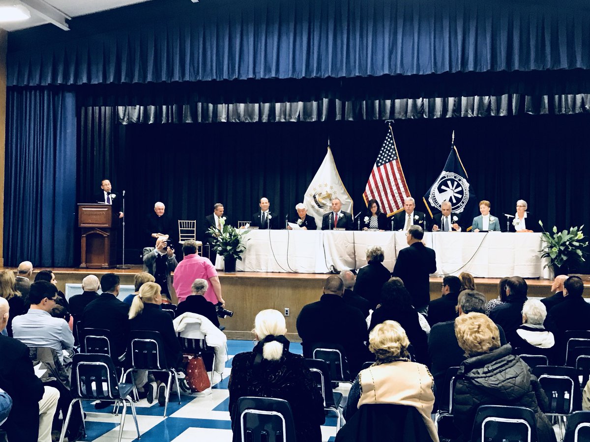 AllanFungRI's tweet photo. Pretty sure Sunday dinners in Middletown are still on after I got the honor to swear in my mother in law for her sixth term on the Middletown School Committee. #CongratsMom #ShePromisesA7th #FatherInLawRolledHisEyes https://t.co/YOqo6aqk9Y
