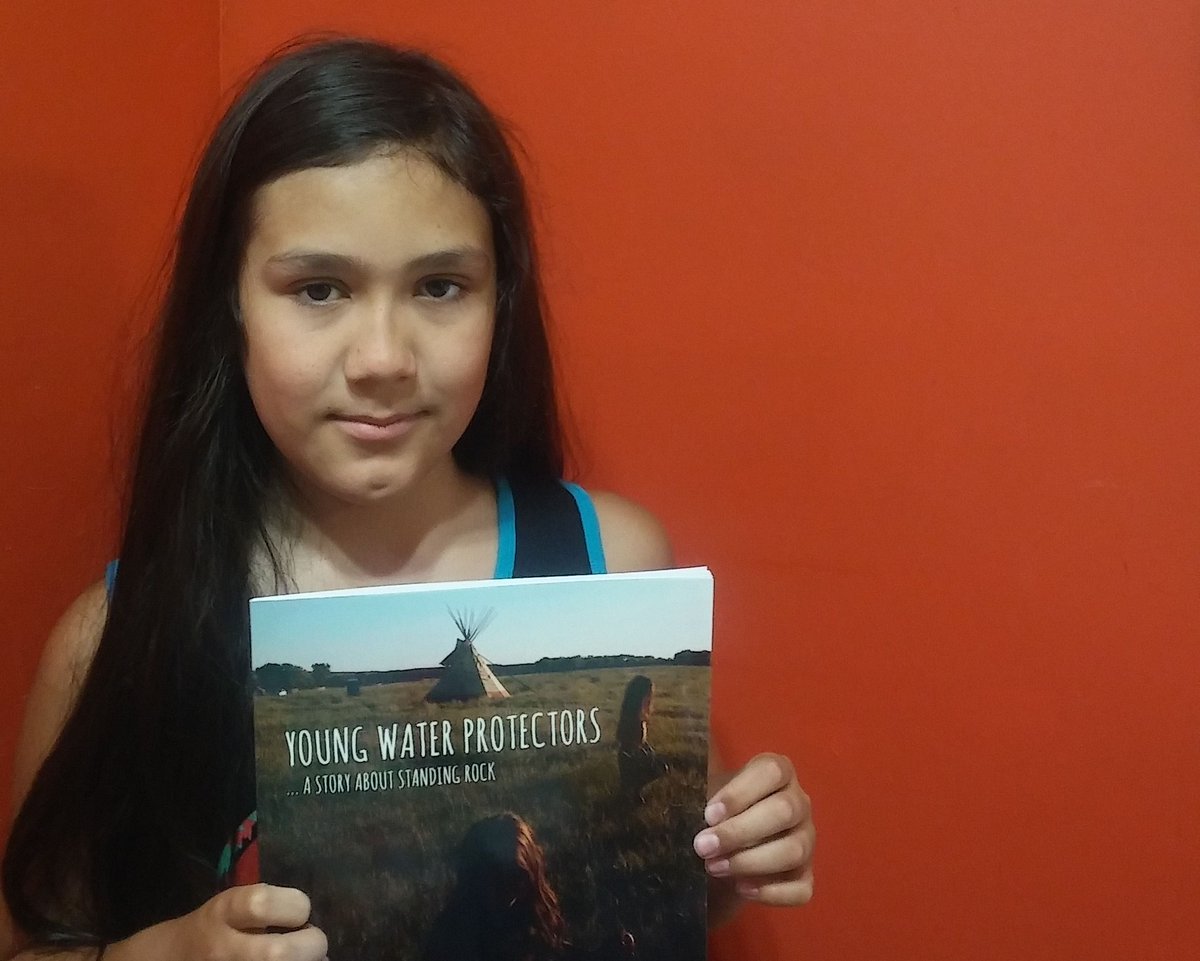 AguaMunda's tweet photo. Check out 11-yr-old Aslan Tudor’s Standing Rock book: 'Young Water Protectors' https://t.co/hlGUVwgHWA #cleanwaterfortheworld https://t.co/v7FtoRrM9h