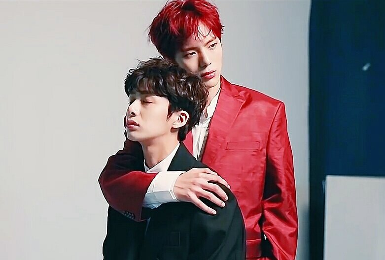 hyungwonope's tweet photo. Minhyuk x Hyungwon
bff dark vs soft concept

#hyunghyuk #채뭉 https://t.co/nKCWeMkg1l