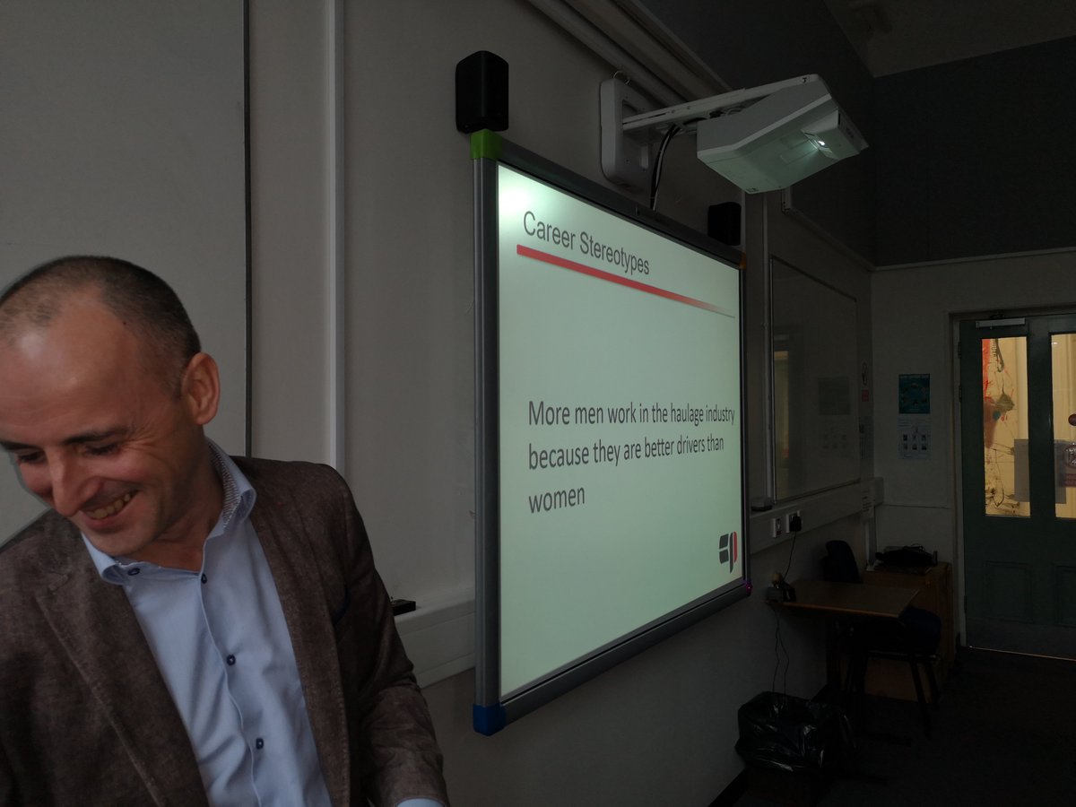 Connect_Talent1's tweet photo. #TuesdayMotivation We had an excellent time presenting to @mynwrc & @CareerReadyUK students about the importance of LinkedIn and giving insider tips on interviews!
#ConnectedTalent #LinkedIn #Employability #Career #Students #Success #Hiring #Internship #Marketing #Networking https://t.co/v6VCBAEHBy
