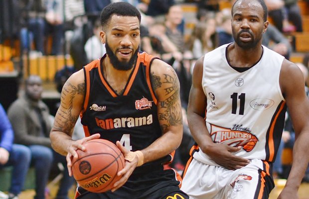 .<a href="/hemelstorm/">Hemel Storm</a> stun <a href="/WorthingThunder/">Worthing Thunder</a> in the National Cup - <a href="/NBLEngland/">NBL</a> Round Up, Week 10 hoopsfix.com/2018/11/hemel-…   📝🏀 #NBL1819