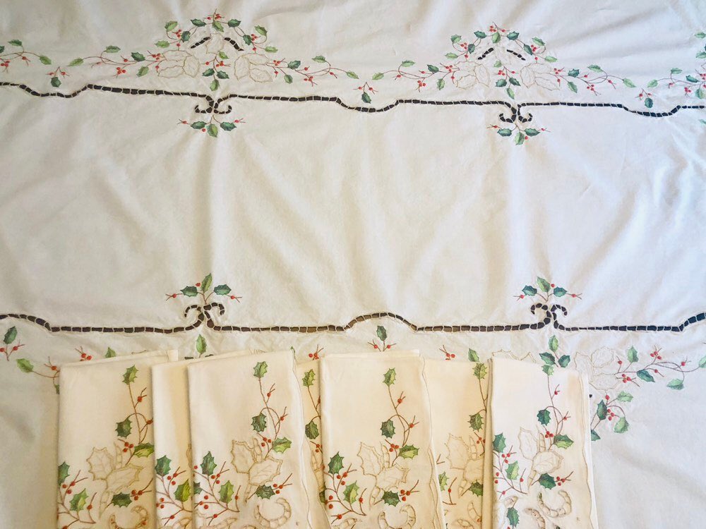 mertulli's tweet photo. Excited to share the latest addition to my #etsy shop: Beautiful Vintage Lenox Large Rectangular Christmas Tablecloth and Matching Napkins,Cut Out Candy Canes, Embroidered Holly, Set. #housewares #christmas #largetablecloth #cotton https://t.co/3fLmUKEHun https://t.co/lYvSOi4Rfq