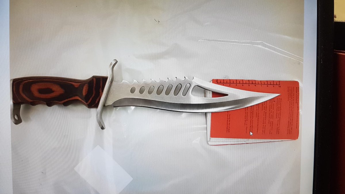 MPSTowerHam's tweet image. #TowerHamlets update from yesterday’s arrest 18yr old male charged with possession of this weapon and drugs NOT released sent direct to court #RTPC Tackling violet crime