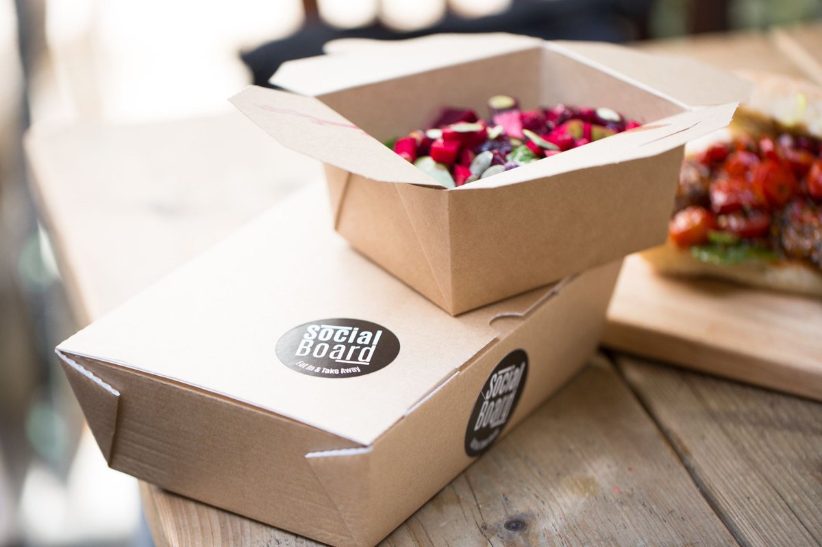 socialboardb's tweet photo. Who's hungry? Our lunchboxes have three salads, three dips, an extra side and a helping of main, like yummy marinated halloumi, tempeh or pork lion all for just £6.95!!!!! 😋
https://t.co/zpqumAmF7X  #manwich #makelunchgreatagain #sandwich #makefriendswithsalad #lunch #yum https://t.co/2iEmwR2Ihl