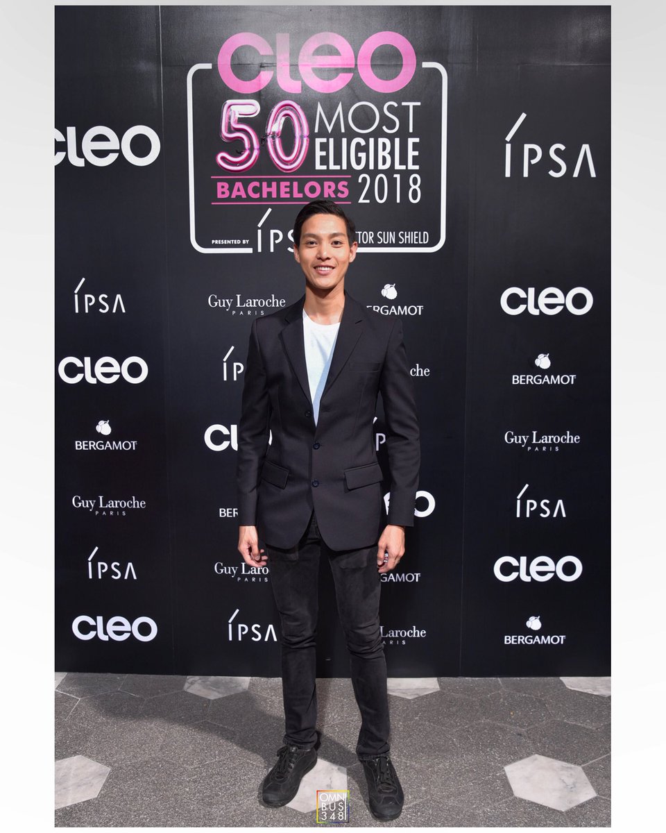 omnibus348's tweet photo. 🤩 ออกงานสักนิด เผื่อปีหน้าจะมีสิทธิ์กับเขาบ้าง 🤩
#สมาคมสิบล้อรอรัก #สมาคมพ่อบ้านใจกล้า #Cleo50Bachelors #PatherModeling #รวมมิตรชิดดาว #IPSAThailand #IPSASunshield #พอสู้เขาได้บ้างไหมนะ #อิอิ #เพราะความสุขอยู่รอบตัวเรา #แค่เธอมีเราก็มีความสุขแล้ว #เน้อออ https://t.co/MDpHnE5zgR