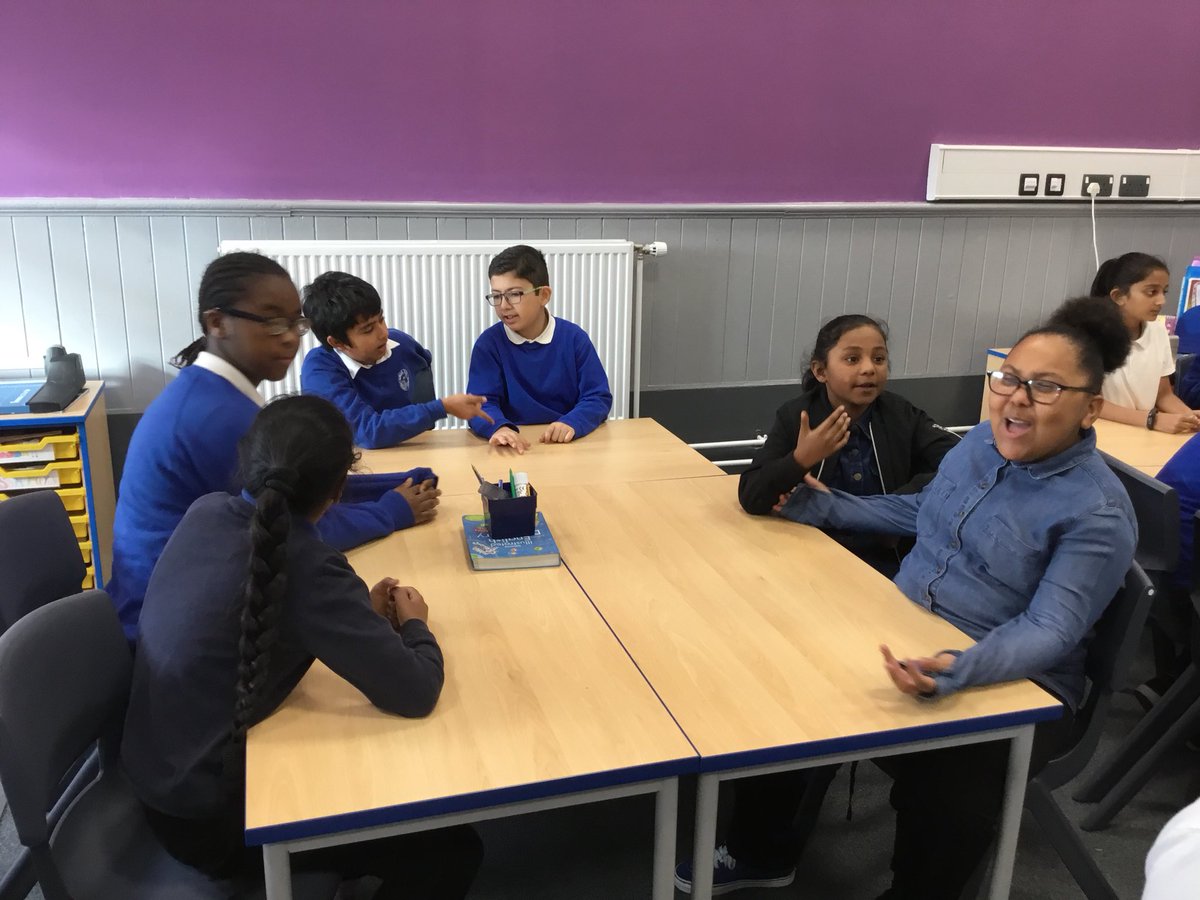 nppschool's tweet photo. Year 6 have been busy discussing the rights all children share #ChildrensDay2018 #RRSNP #GoBlueCardiff #goblueforeverychild @UNICEF https://t.co/Gj3UuGZbcb