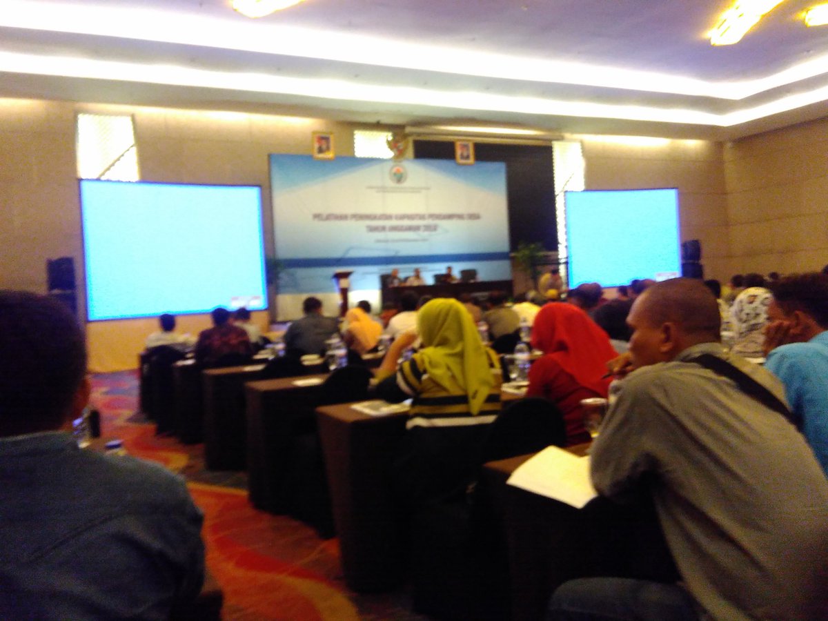 Pelatihan peningkatan kapasitas pendamping desa Program Inovasi Desa Sulawesi Selatan TA 2018

#ManfaatDanaDesa #DesaMembangunIndonesia
#InovasiDesa 

<a href="/EkoSandjojo/">Eko P. Sandjojo</a>
<a href="/anwsanusi/">Anwar Sanusi</a>
<a href="/taufikmadjid71/">IG : taufik.madjid</a>
@fachrilabalado
<a href="/okta_abid/">okta wiraguna</a>
<a href="/hexa_abid/">Hexa Kurniawan 7305</a>
<a href="/P3MDSulSel/">PSD P3MD SULSEL</a>
<a href="/FarmawatiF/">Farmawati Fattah 730508</a>
<a href="/Ananta214/">ISKANDAR 730503</a>
