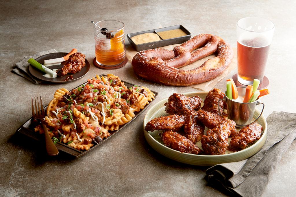PostOakUptown's tweet photo. Lunch goals at Craft F&B.
#lunchspread #happyhour #spreadthewealth #foodie #finedining #thepostoak #postoakhotel #postoakuptown #luxuryhotel #houstonsfinest #houstonluxury #galleriahouston #houstongalleria #lapofluxury https://t.co/1OFYaW8KUw