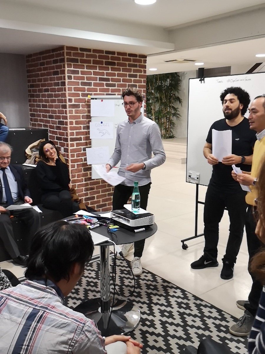 LaurieThierry's tweet image. Battle de Coachs Agile chez @benextcompany 👊 #OpenSeriousGame