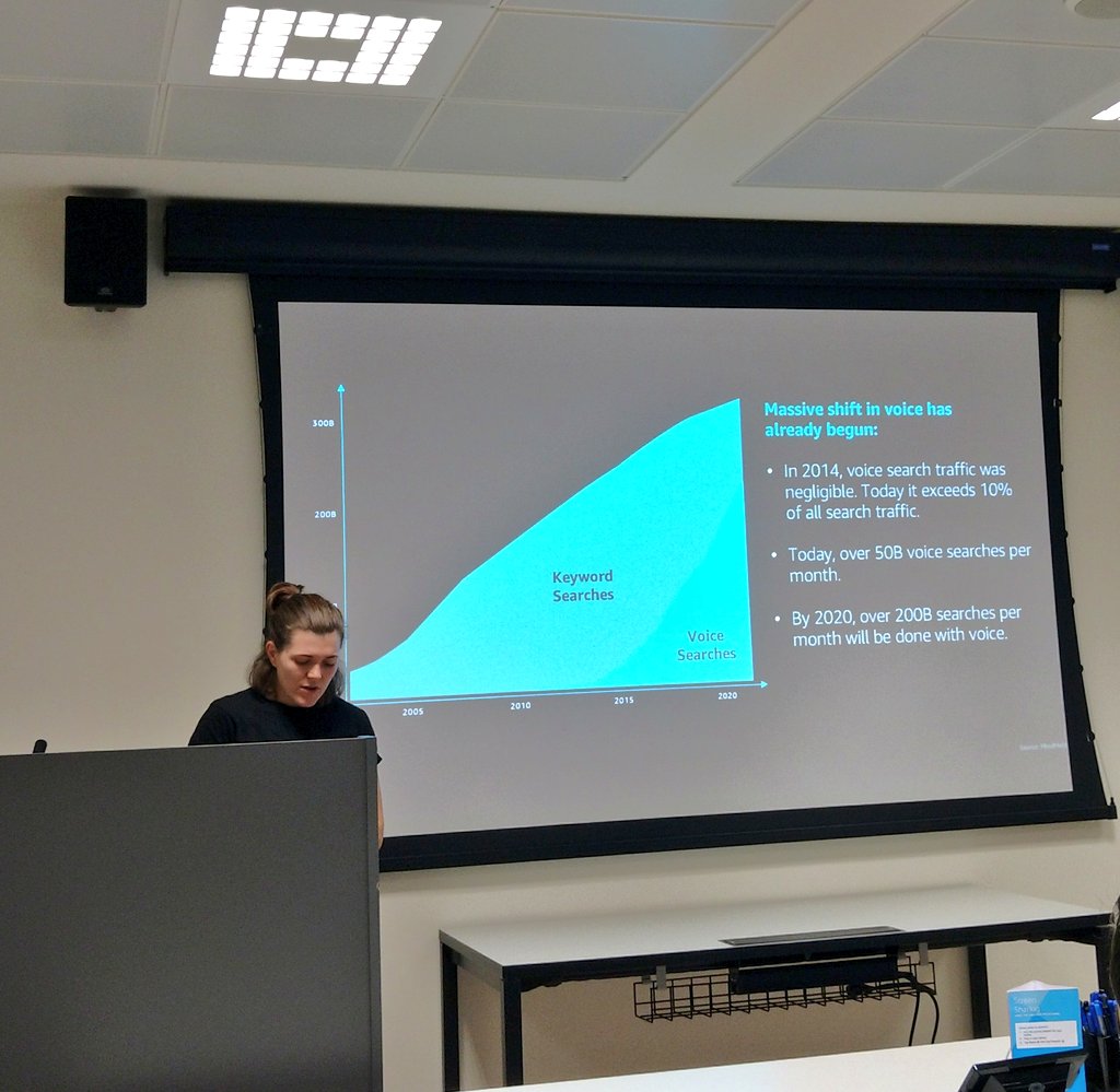 matteo_zuccon's tweet image. Sviluppo di skill per Amazon Alexa /w @a_aondio /cc @awscloud @alexadevs #awsmeetup #serverlessmeetup