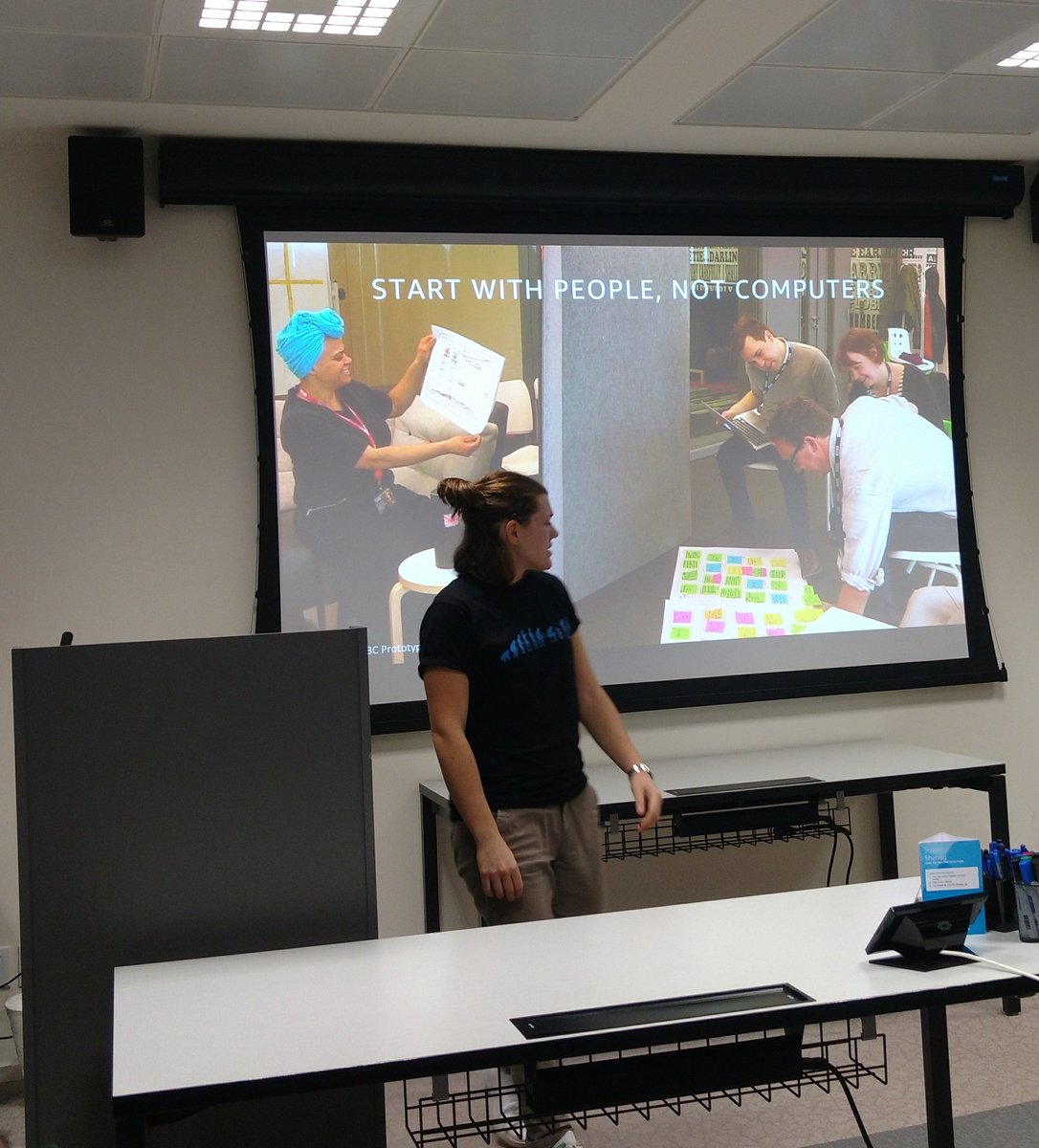 matteo_zuccon's tweet image. Sviluppo di skill per Amazon Alexa /w @a_aondio /cc @awscloud @alexadevs #awsmeetup #serverlessmeetup