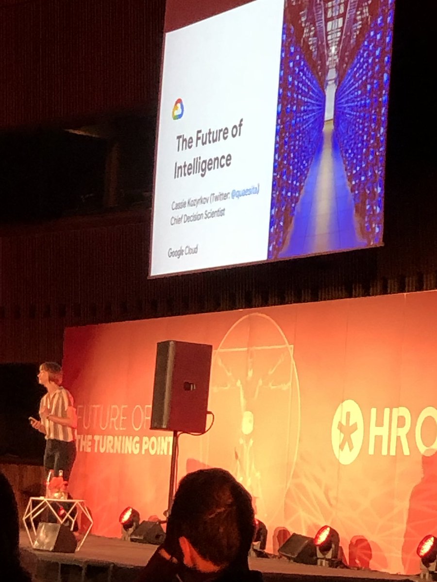 tomlux2's tweet photo. Very interesting speech by #cassiekozyrkov Chief Decision Scientist GOOGLE Inc about the futur of intelligence and AI https://t.co/OXFxQGH4M6