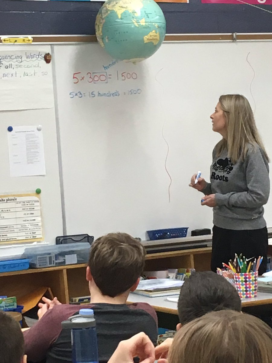 MrsBurnsLP's tweet photo. Breaking down why “dropping” the zeros and “putting them back in” works. #buildingconceptualunderstanding #morethanarule #hpemath @HPEDSB_POW @Success_HPE https://t.co/GrW9RizxUC