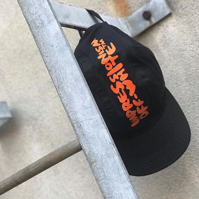 DeRodeLoperDH's tweet photo. #OFFWHITE “CAP” #SS19 €180 #MEN
•
For more @off____white from @virgilabloh shop in-store or online at https://t.co/2MMBKi43fH #derodeloper #credomen #ss19 #follow #followus #virgilabloh #streetstyle #milan #italy #paris #france https://t.co/Xzea1cXrcz https://t.co/lcIfZVgMjQ