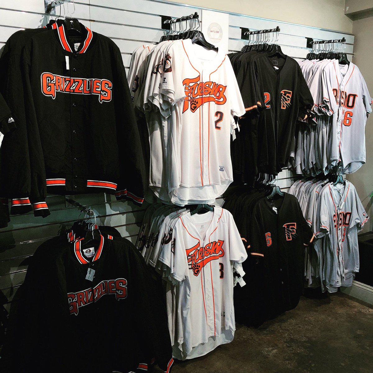 fresno grizzlies uniforms