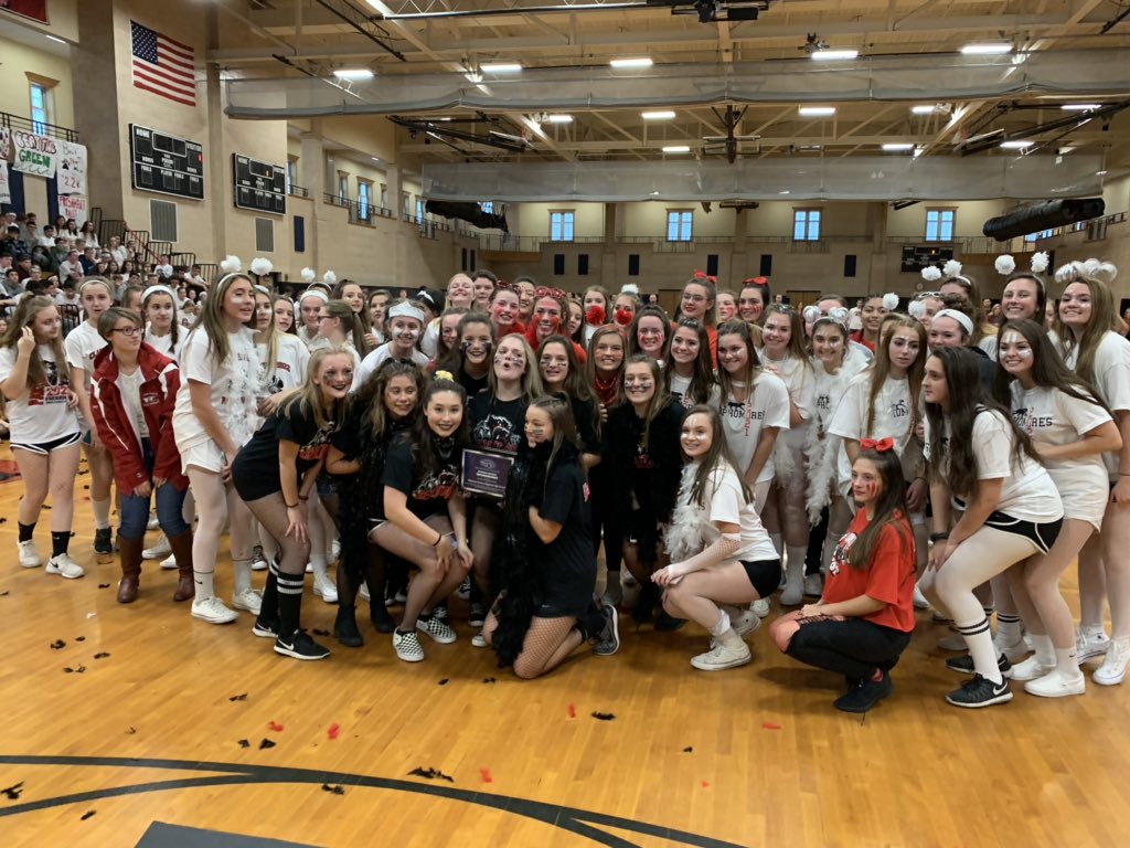 FieldWh's tweet photo. The 2018 Division 1 Field Hockey Sportsmanship Award. A special thank you to the MIAA for coming during rally day. We are truly grateful to receive this award. https://t.co/YbLkCwC6gv