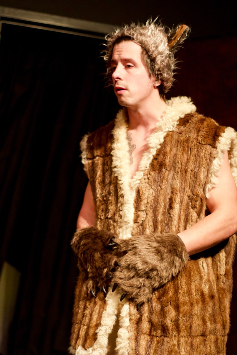 sketchworks's tweet photo. This is not a #Bigfoot, it's a turkey. Which is why you shouldn't come to our house for #Thanksgiving. But you should come to @villagetheatre Saturday for our VERY LAST performance of License to Sketch. Got visitors from out of state? They'll get in for less than half price! https://t.co/B1oNKlagOb
