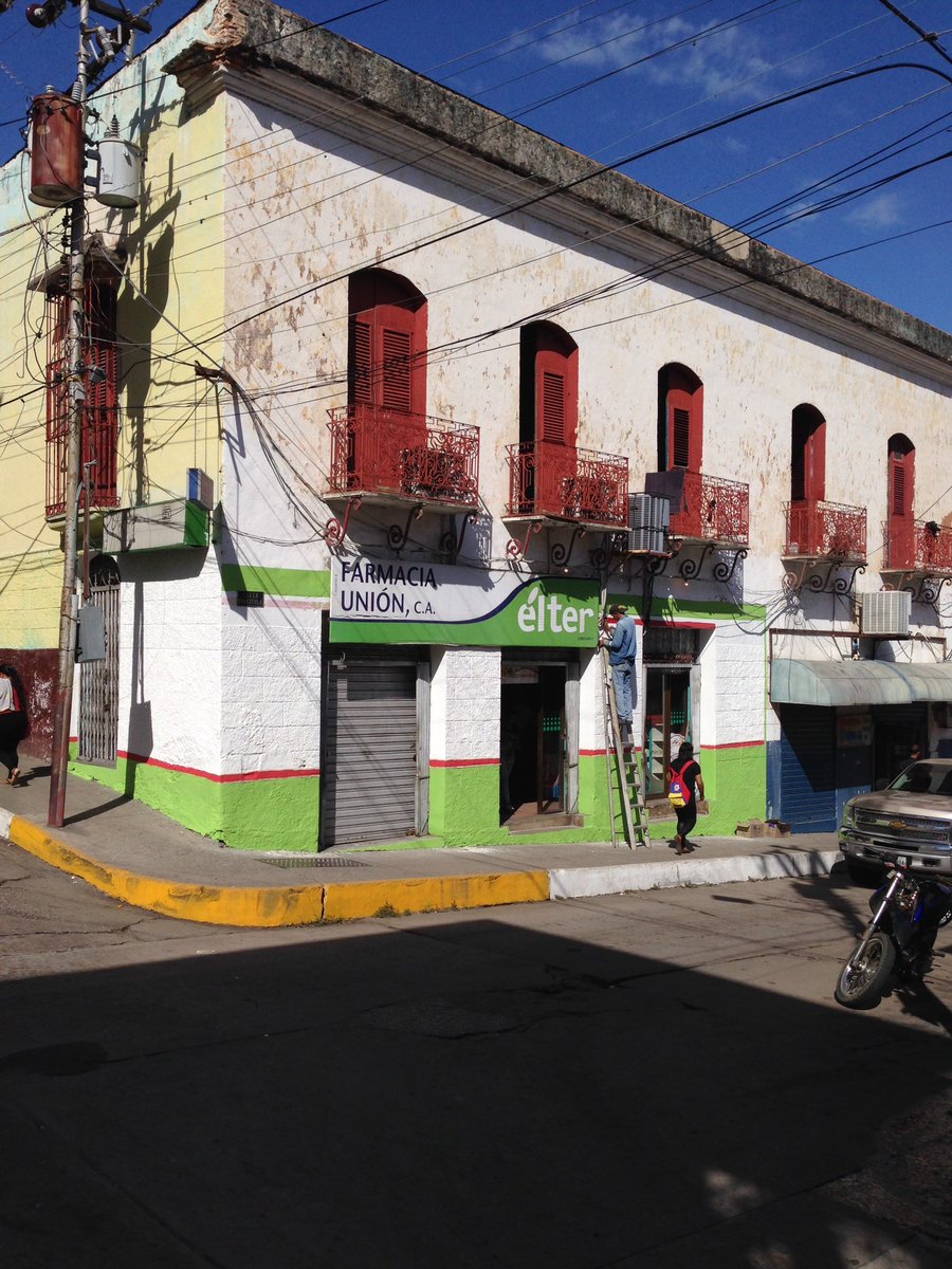 En la misma esquina #ciudadBolívar